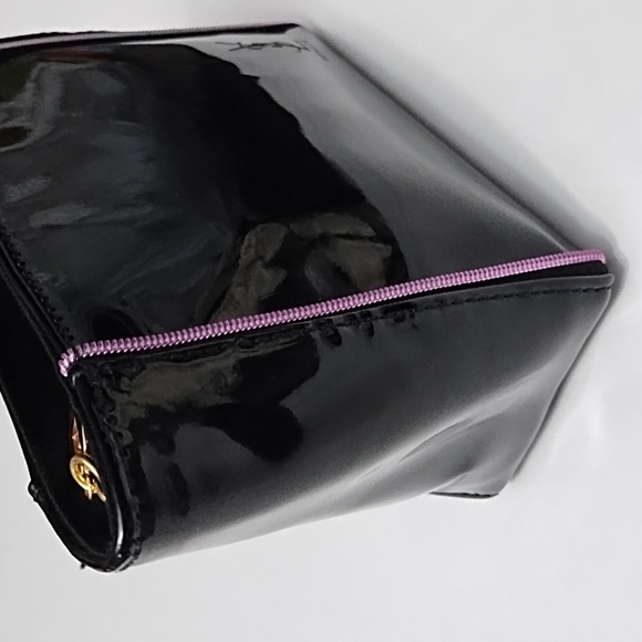 Yves Saint Laurent Beaute Black Patent Faux Leather Cosmetics Case - Picture 5 of 10